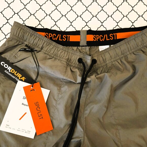 SPC/LST Omega Grey Cordura 5.5" Crinkle Fabric Short Men's Small NWT - Picture 2 of 8